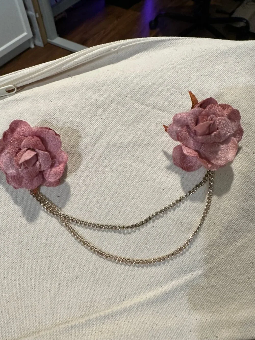 Pink Rose Hair Chain Accessory – Double-Sided
